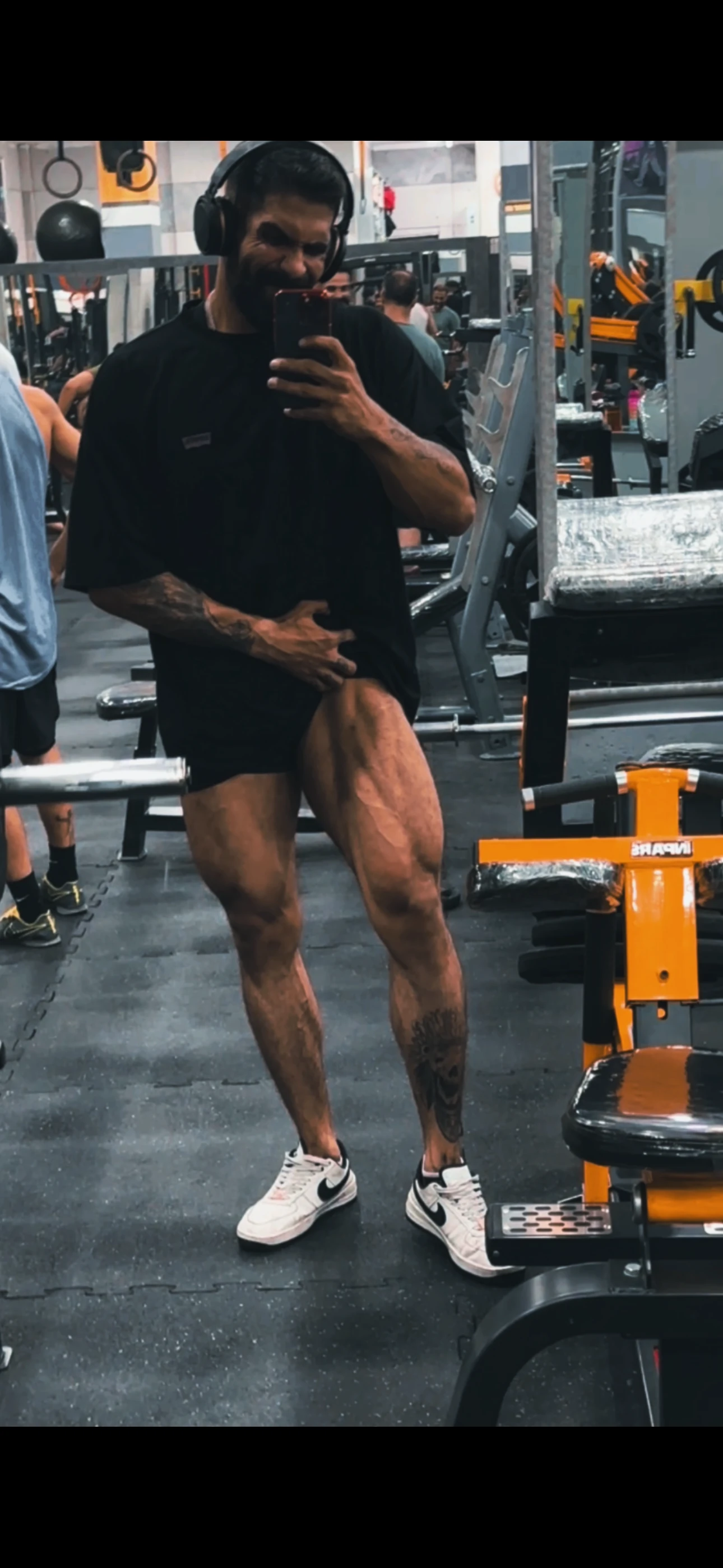 داریوش بهزادی